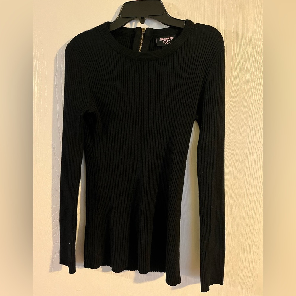 Young womens, large, fitted, black, back quarter zip sweater